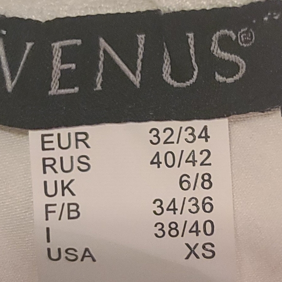 VENUS DRESS - Picture 3 of 4